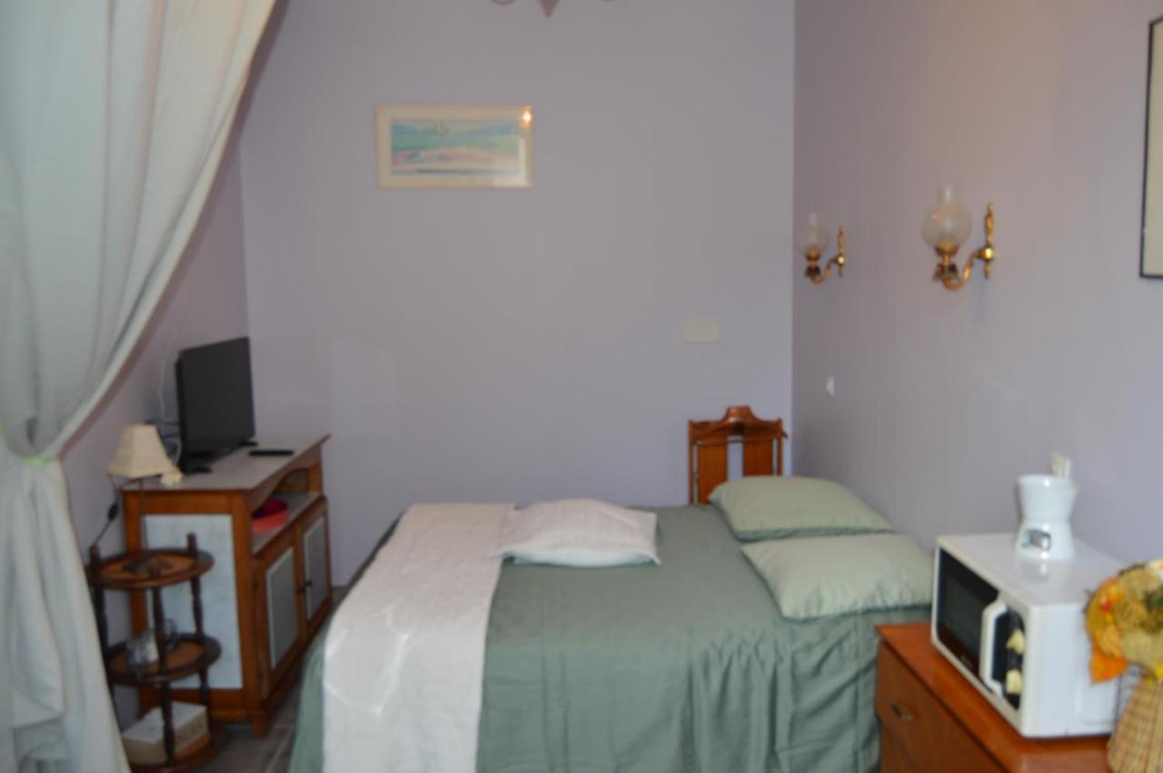 Chambre Charentaise Vars  Ngoại thất bức ảnh